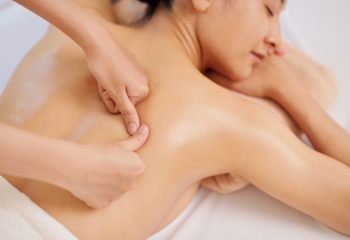 Masaje descontracturante en Salamanca